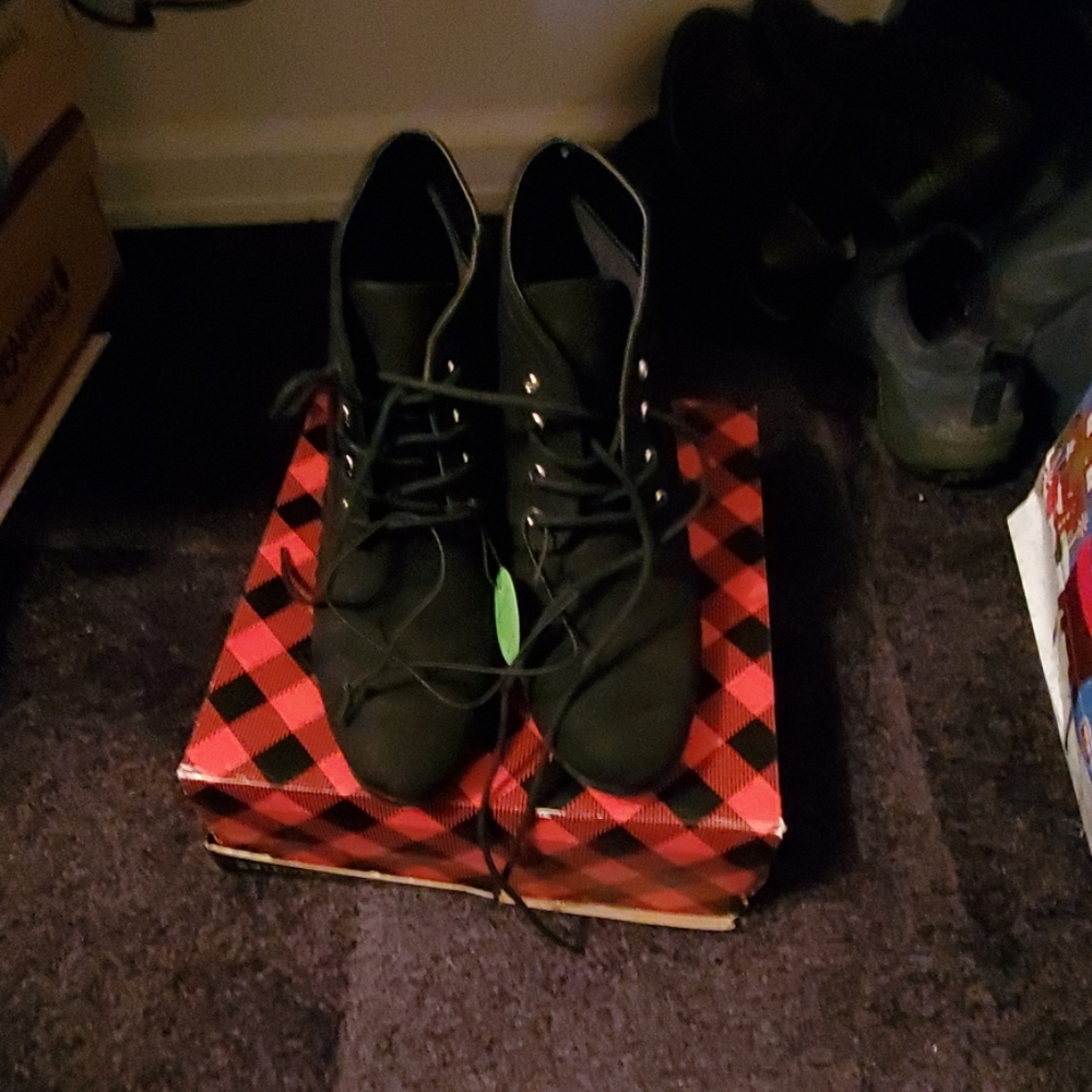 Black boots